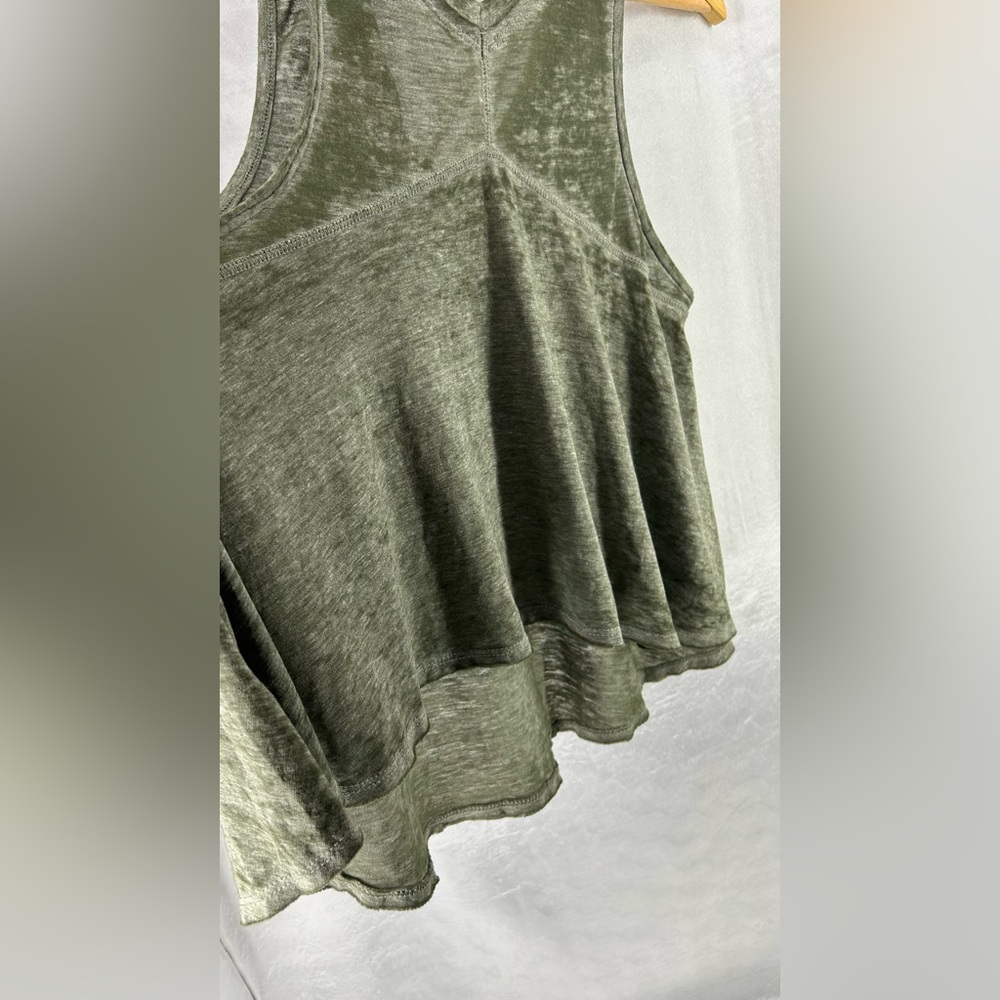 We The Free Green V-Neck Tank Top Size XS - Picture 5 of 7